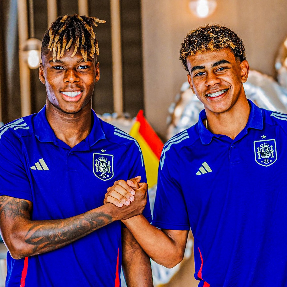 CLB Barcelona kích nổ bom tấn Nico Williams